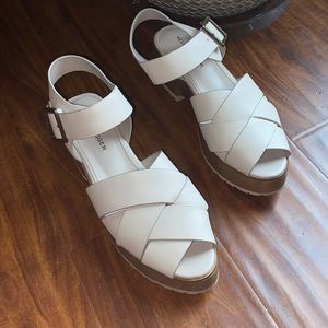 Kelsi Dagger sandals
